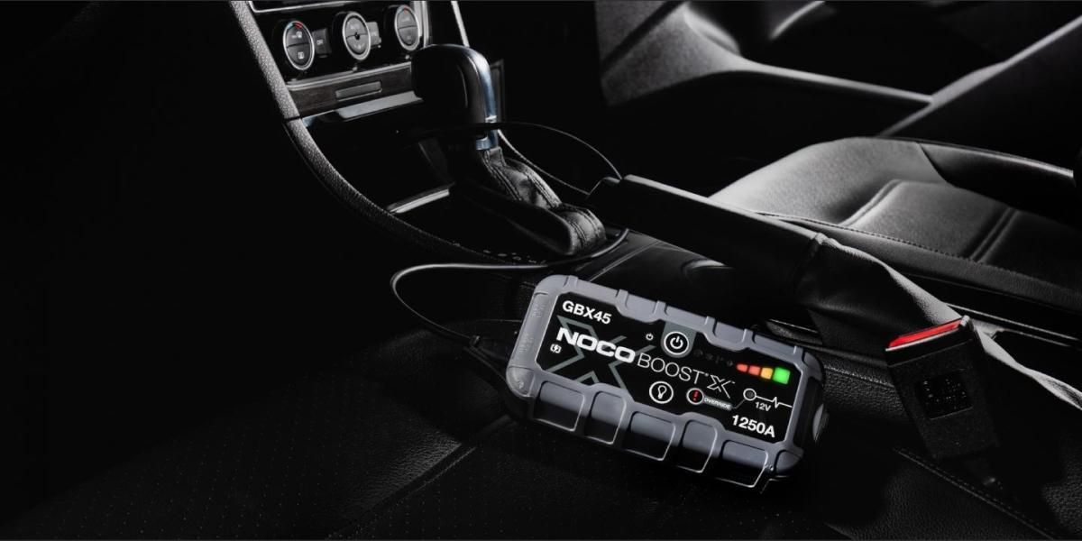 Arrancador de batería de litio NOCO GBX45 Boost X de 12 V y 1250 A