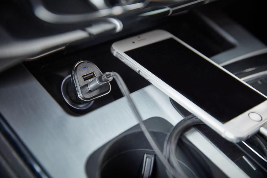 Ring-Autoladegerät mit 2 USB-Anschlüssen (2,5 A)