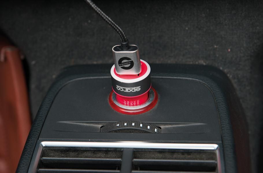 Cargador Sparco con doble salida USB 5V 2,4A y cable Lightning de 1 m