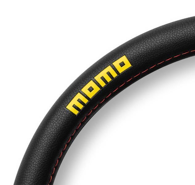 Momo Auto-Lenkradbezug, schwarzes PVC/rote Nähte, 38-39 cm