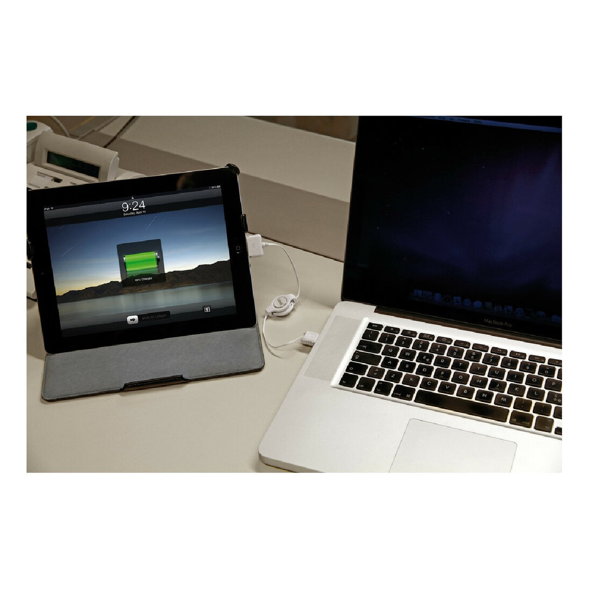 Retractable USB Cable &gt; Apple Dock 30 Pin - 80 cm